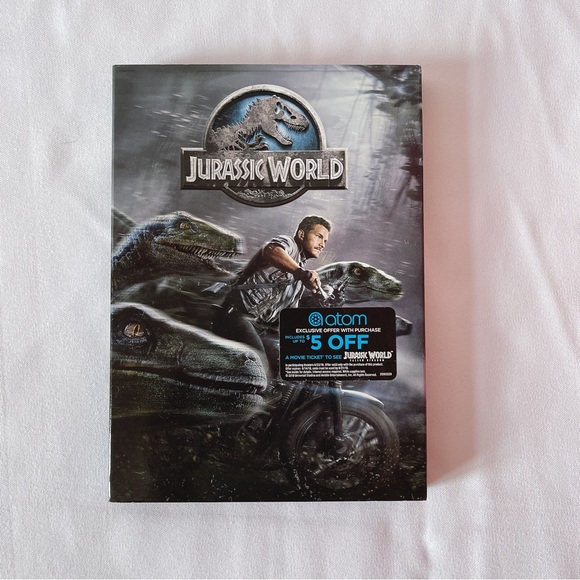 Other - Jurassic World DVD 🦖🌴